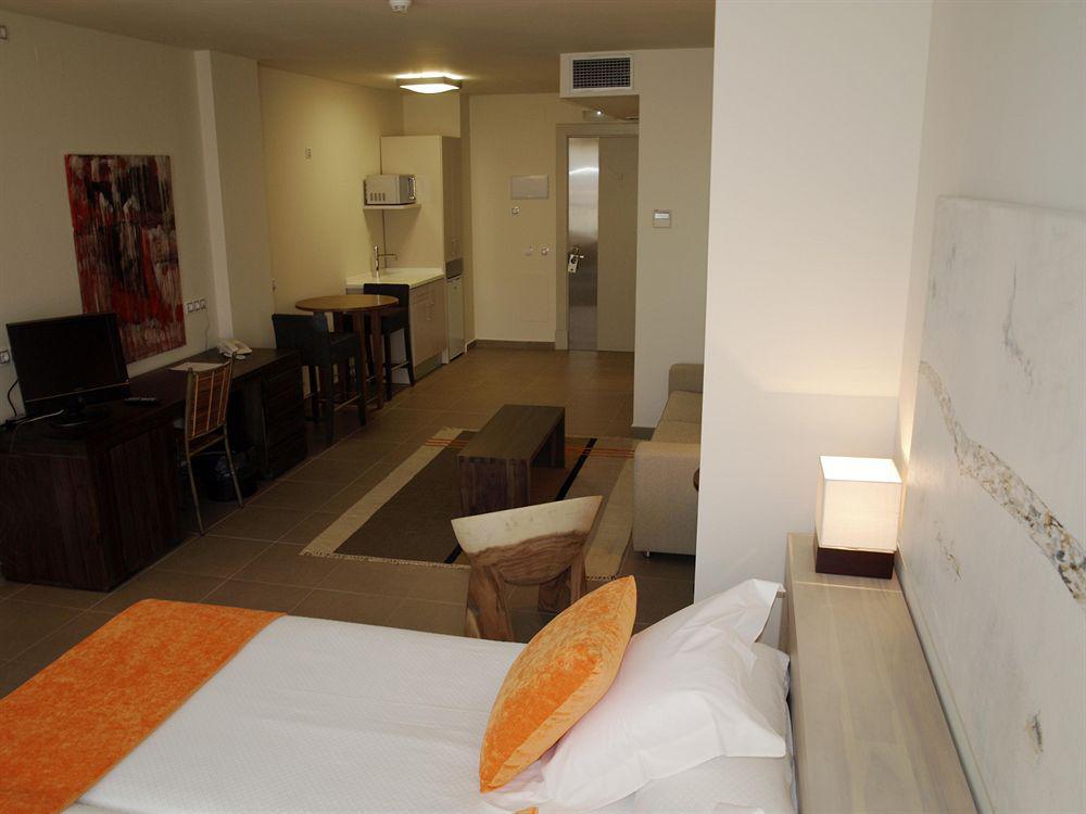Eco Alcala Suites Madrid Oda fotoğraf